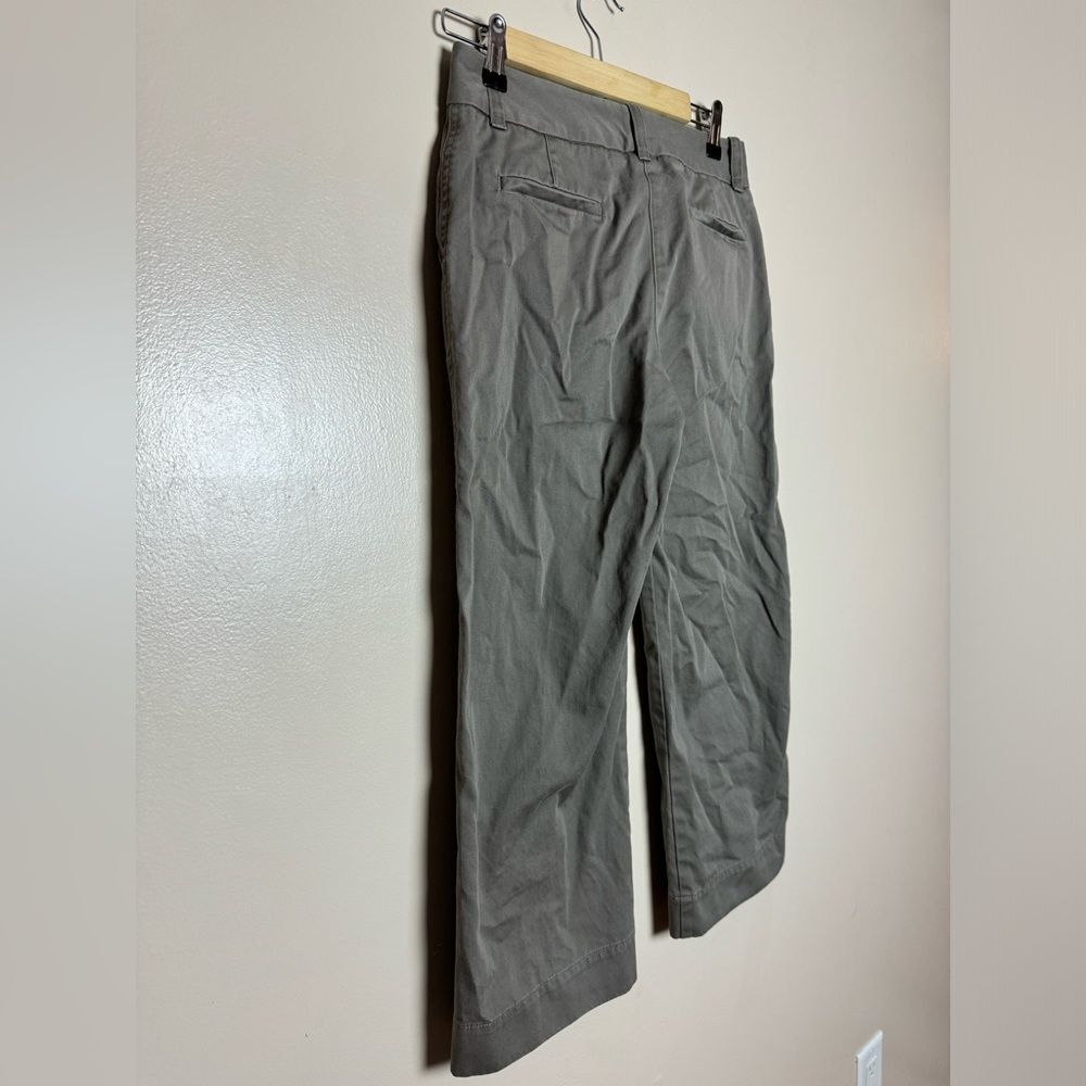 CLEARANCE! Brown L.L. Bean Classic Cotton Cropped Pants Size 4 EUC - Picture 4 of 5